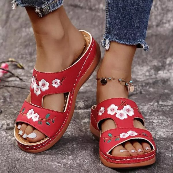 Flower Embroidered Vintage Casual Wedges Sandals